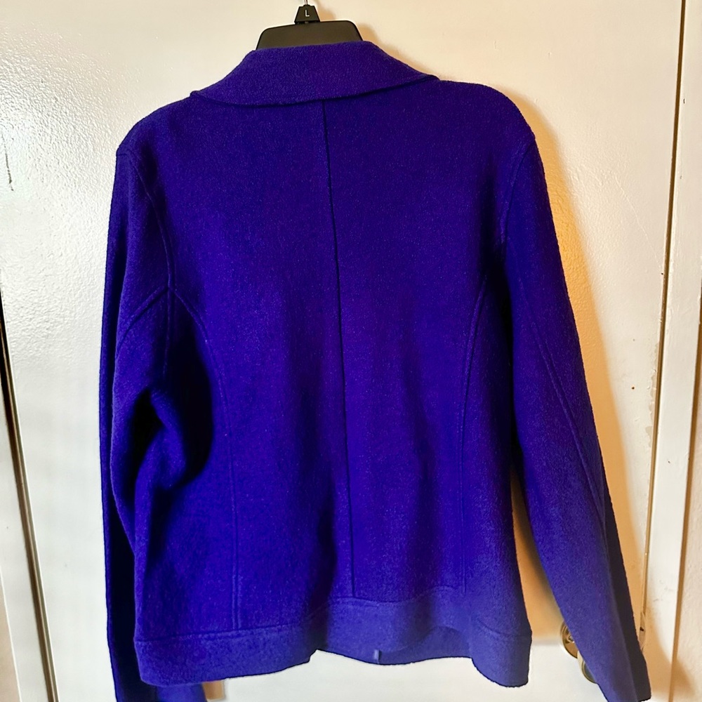 Tahari purple jacket and please see details on the tag in the photo. Thank you. - Picture 3 of 3